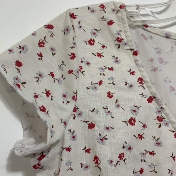 Floral Crop Top - Picture 4 of 5